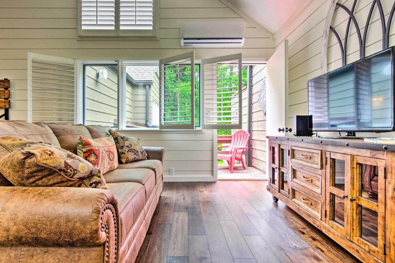 Elegant Sapphire Valley Studio With Resort Amenities Exterior photo